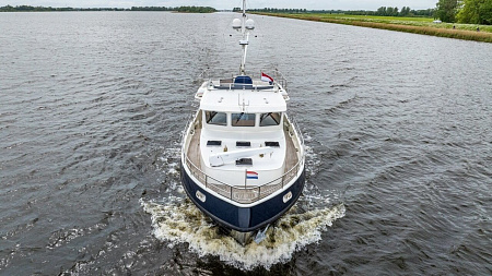 Яхта Privateer Trawler 50